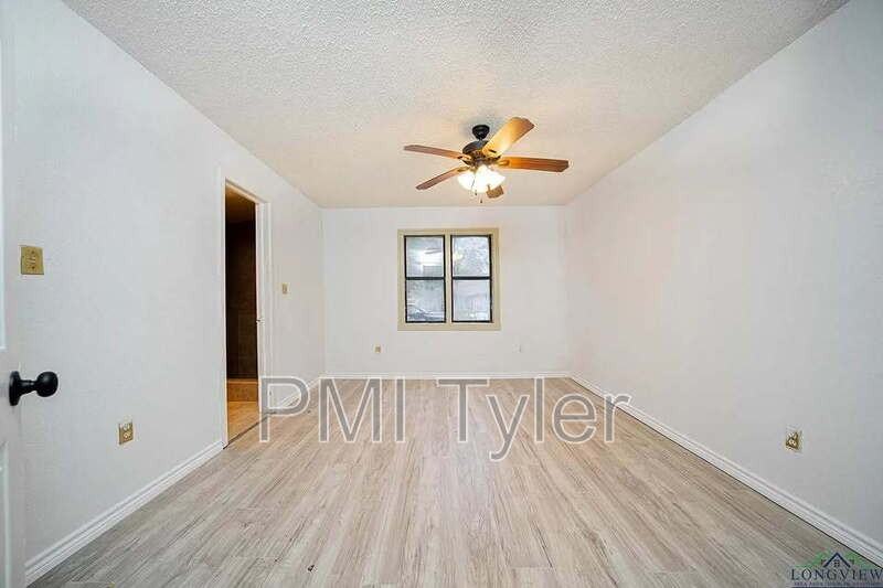514 N Pearl St - Photo 2 of 14