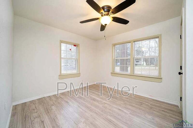 514 N Pearl St - Photo 3 of 14