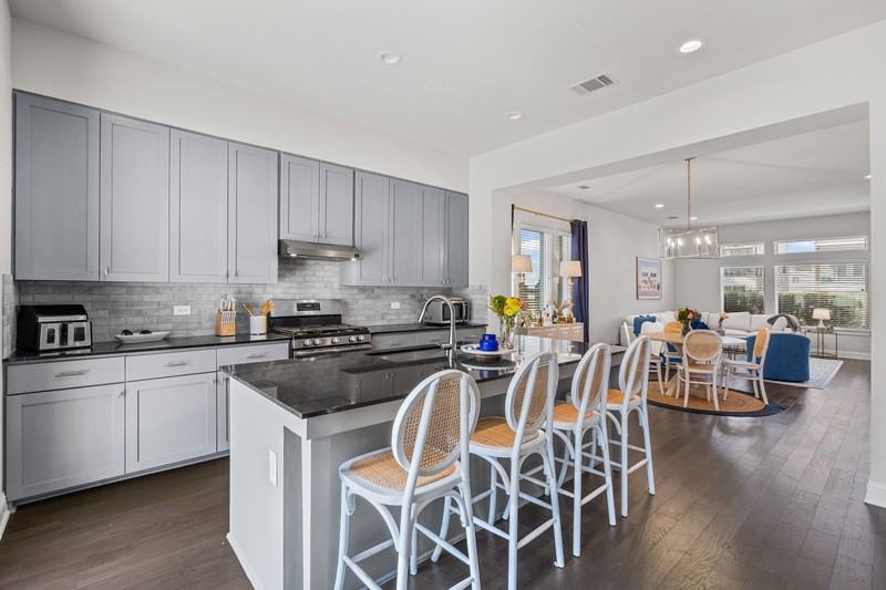 3207 Forest Park Blvd - Photo 6 of 18