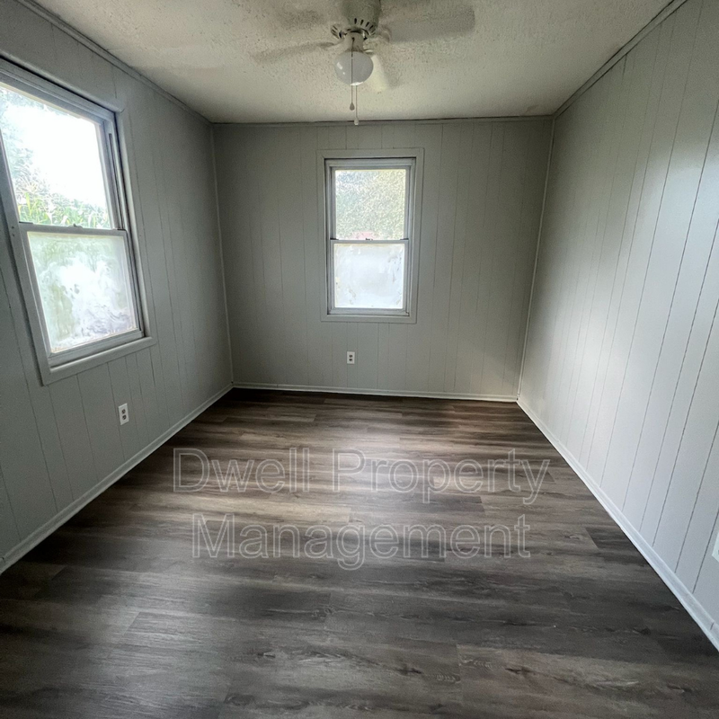 1916 Dabney Dr - Photo 2 of 8