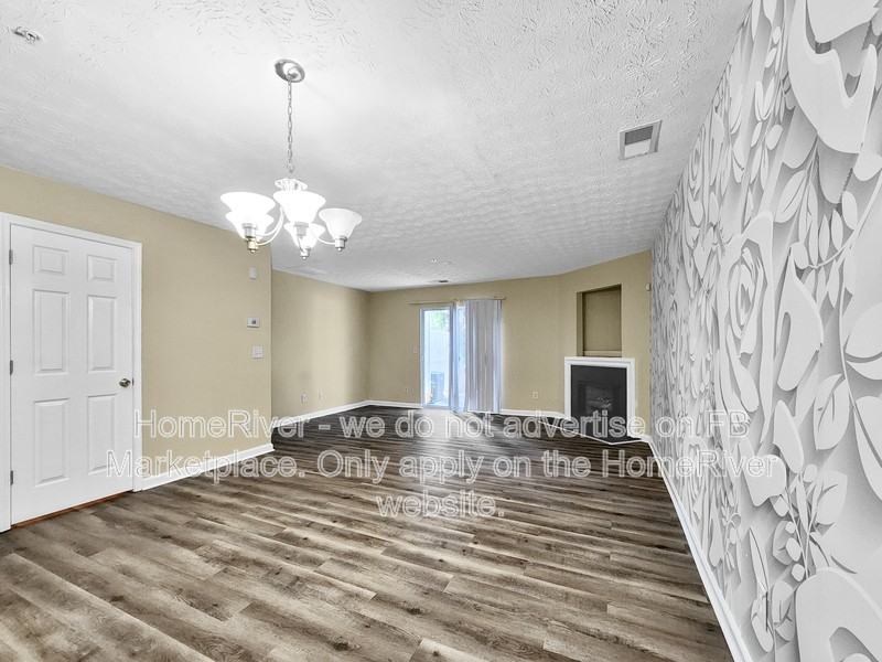 3188 Panthers Trce - Photo 5 of 16