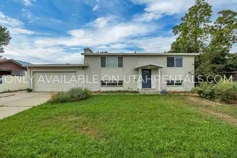 336 E Rena Ave - Photo 3 of 30