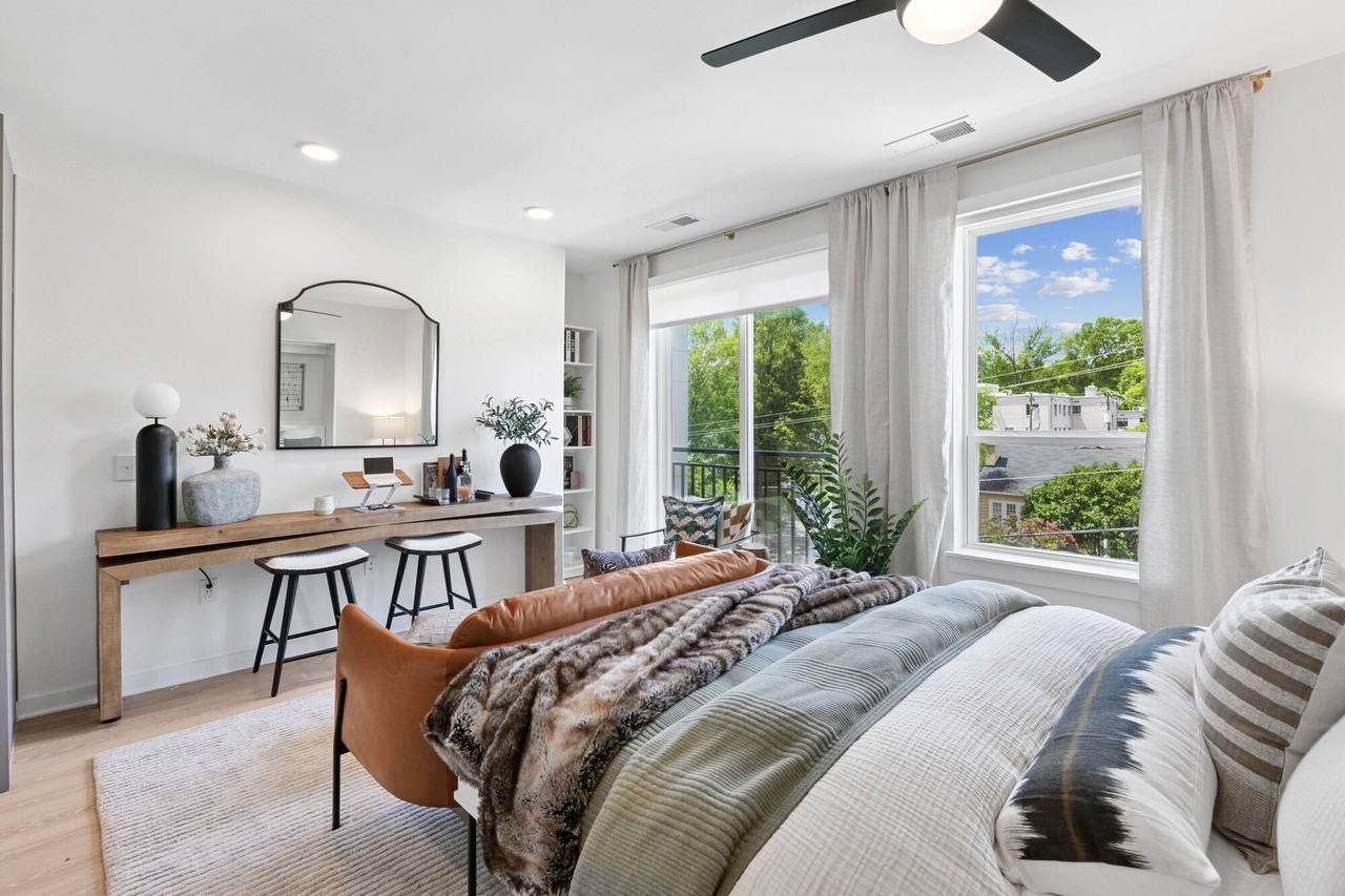 Solis Midtown - Photo 4 of 50