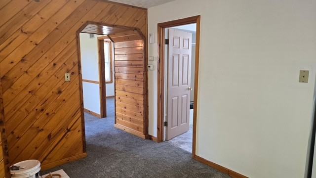 640 Woodvue Ln - Photo 4 of 20