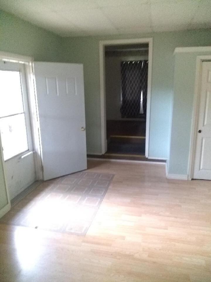 221 Clay Street - Photo 4 of 14