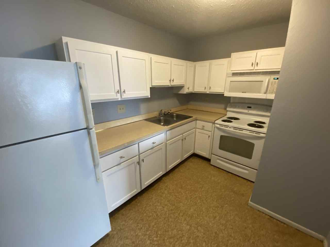 Walnut Village of Marine City - Photo 5 of 30