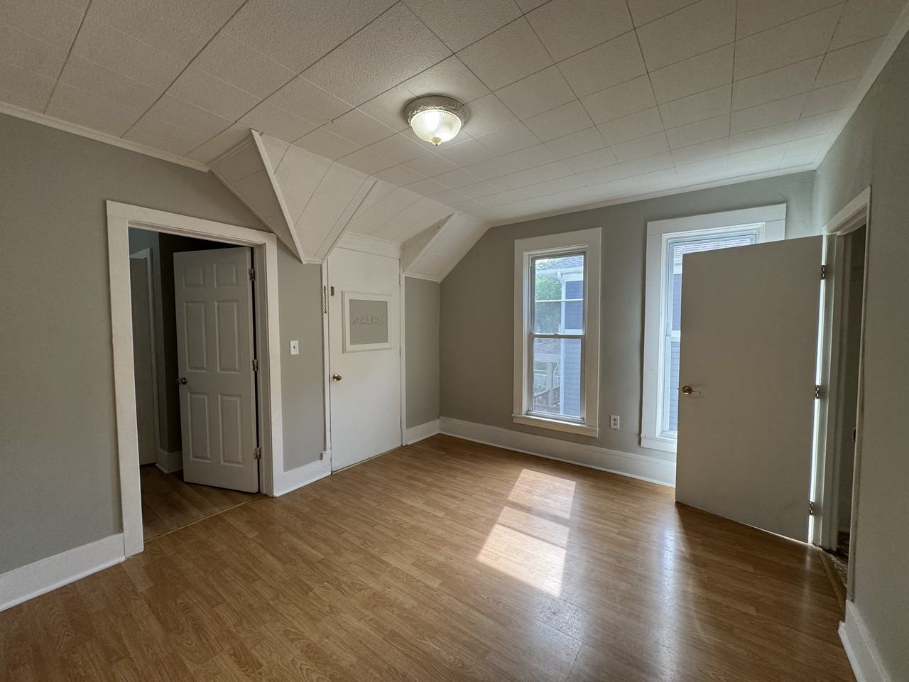 2636 14th Avenue South - Photo 2 of 25