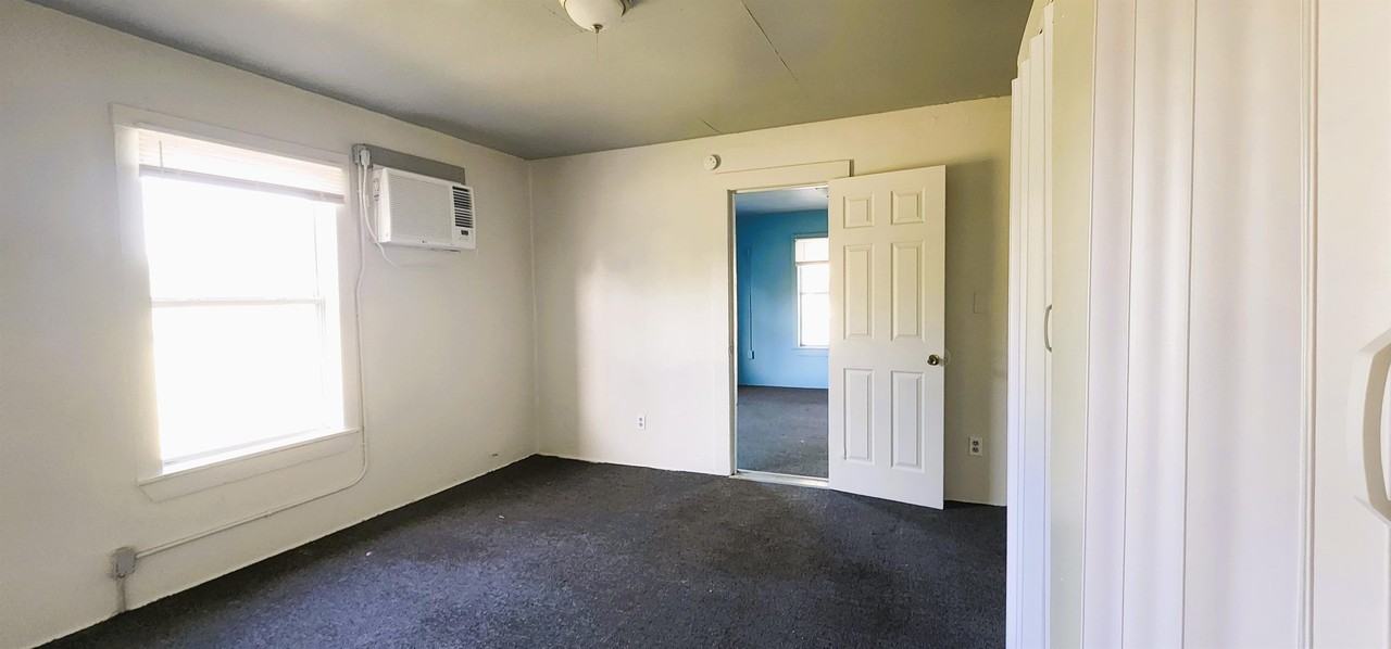 334 C Street - Photo 5 of 8