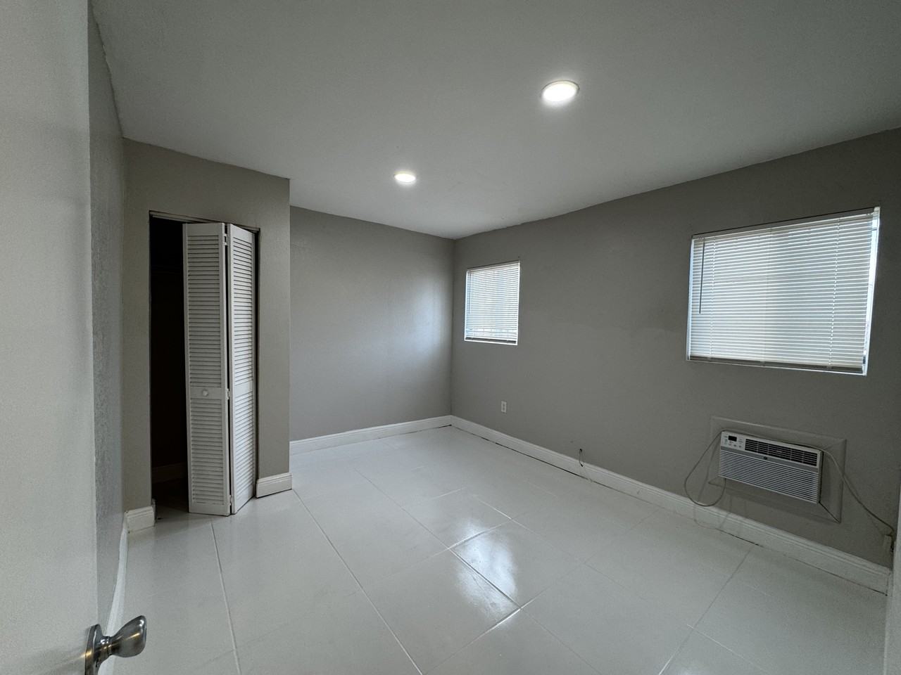 1920-1940 Washington Avenue - Photo 7 of 24