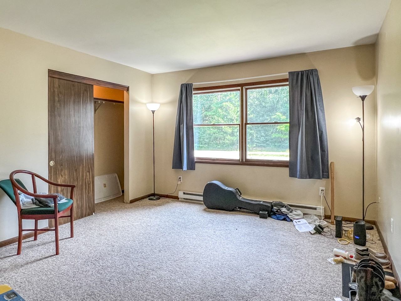 612 Willow Road - Photo 3 of 12