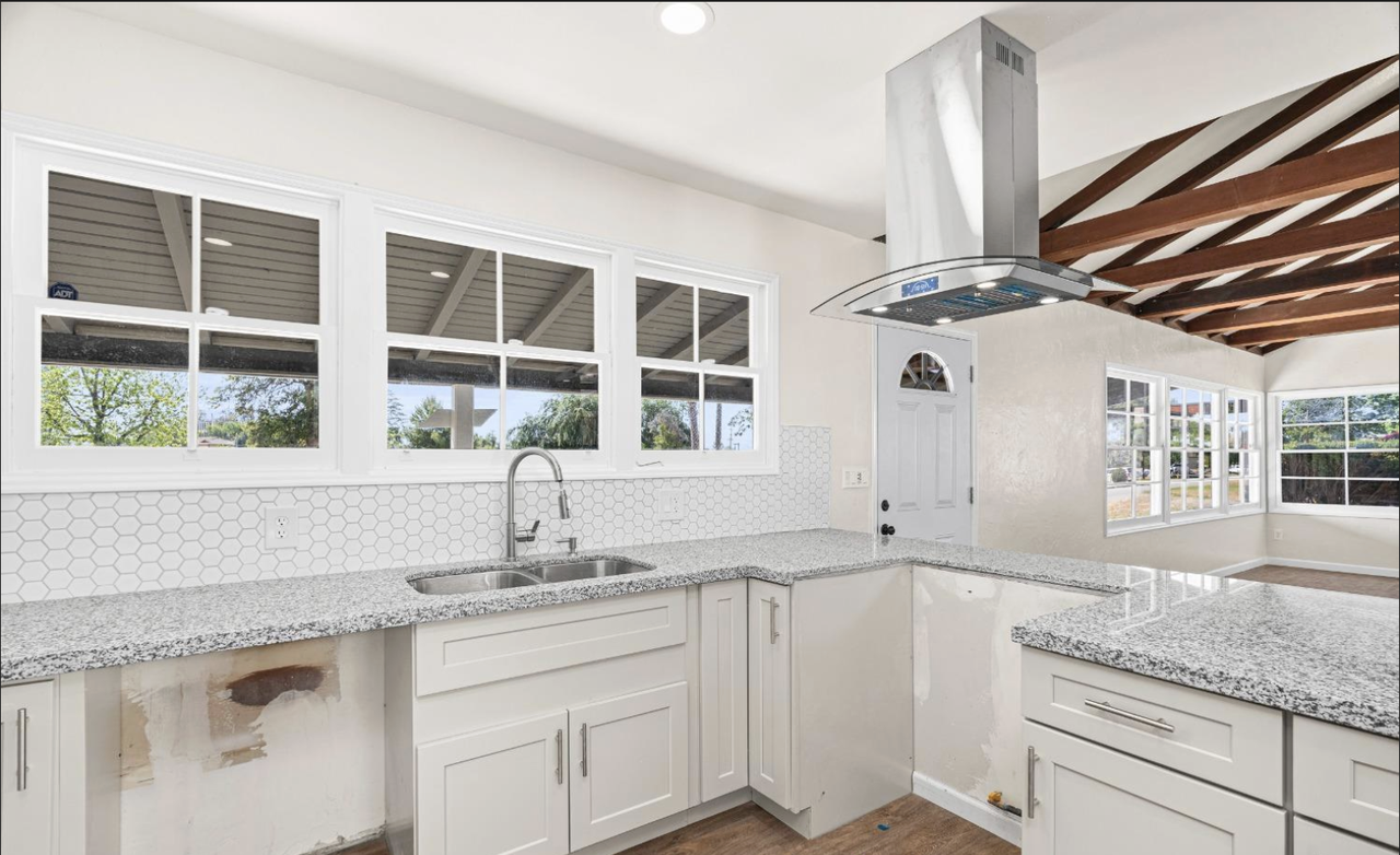 2800 Skyline Boulevard - Photo 5 of 14