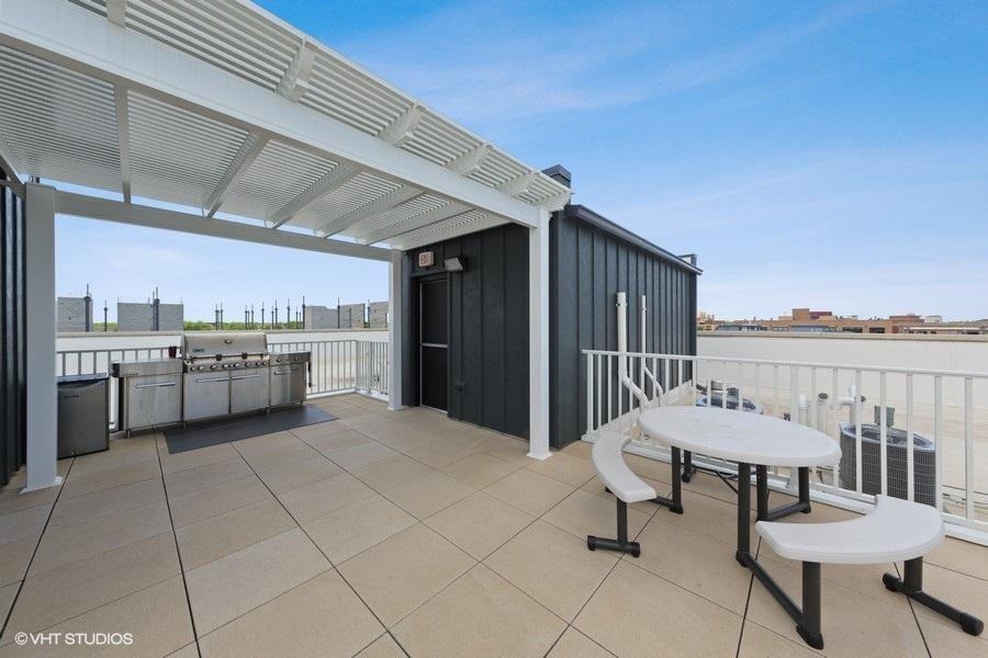 2353 West Wabansia Avenue - Photo 6 of 16