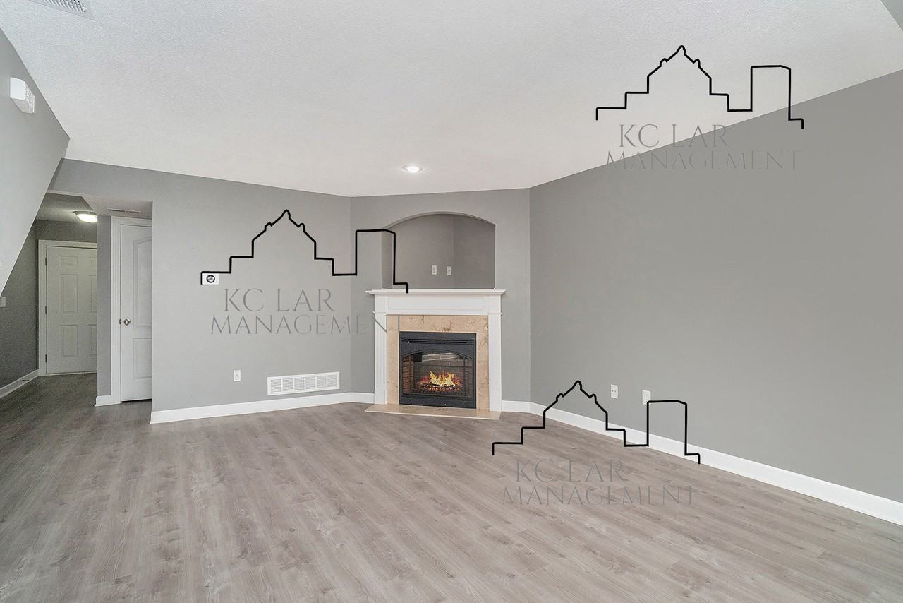 Timbers East - Photo 2 of 10