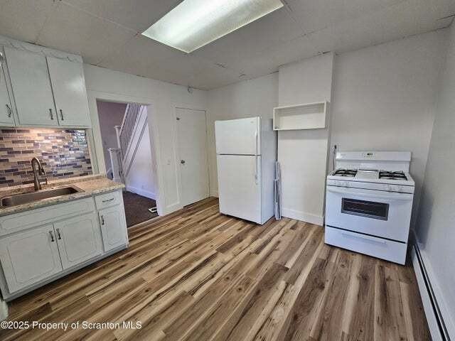 2105 Hollister Avenue - Photo 2 of 11