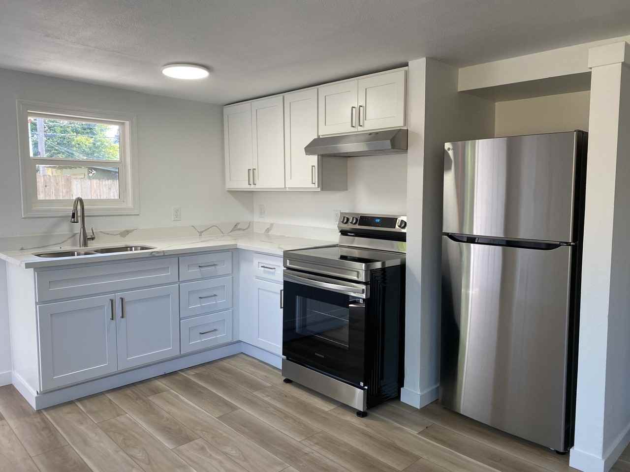 705 Martin Luther King Junior Way Unit C - Photo 3 of 15