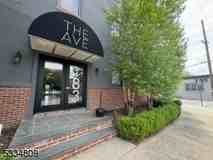 183 Garibaldi Ave. - Photo 1 of 1