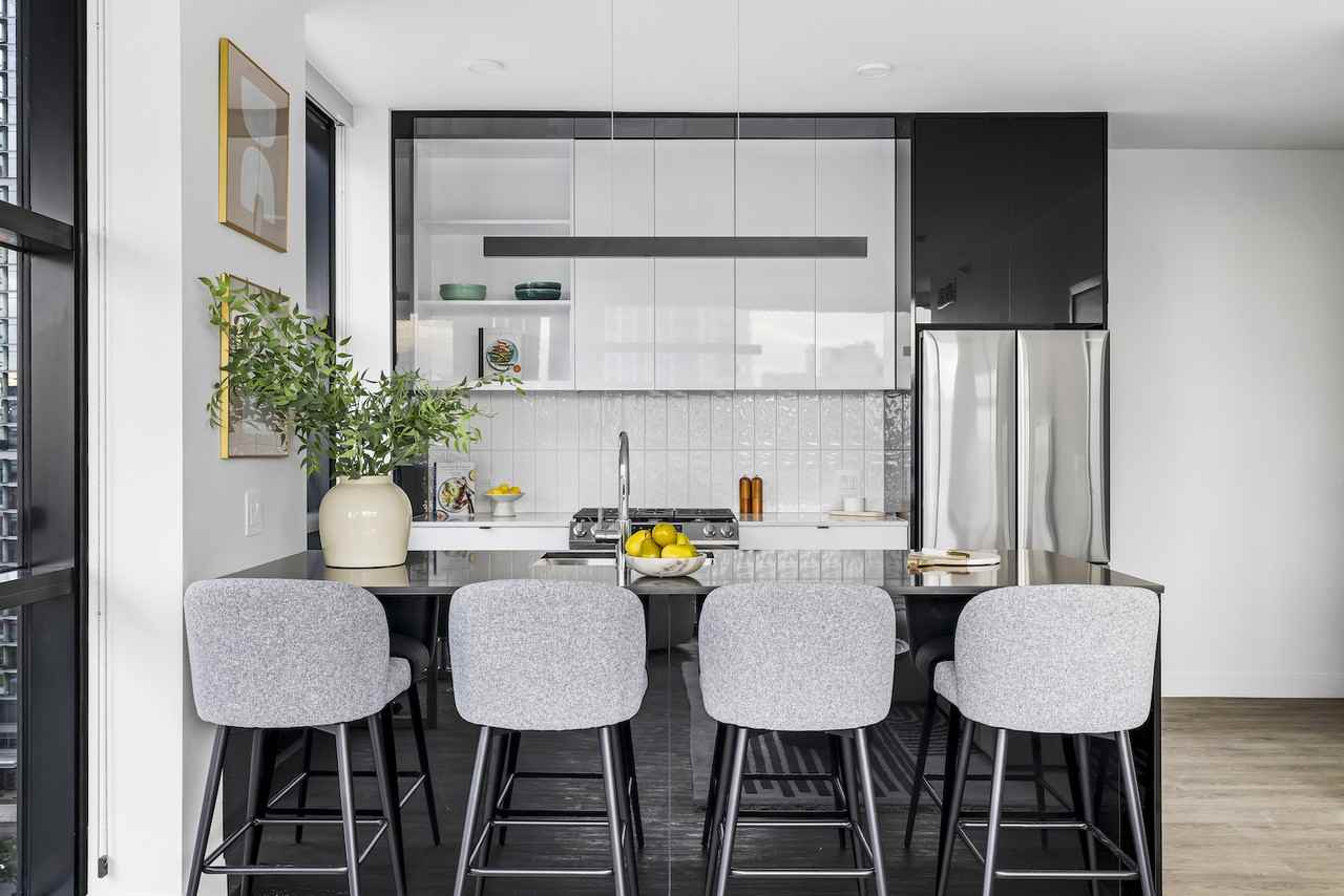 The Leo - Photo 2 of 41