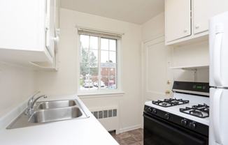 Franklin Court Apartments - Photo 1 of 1