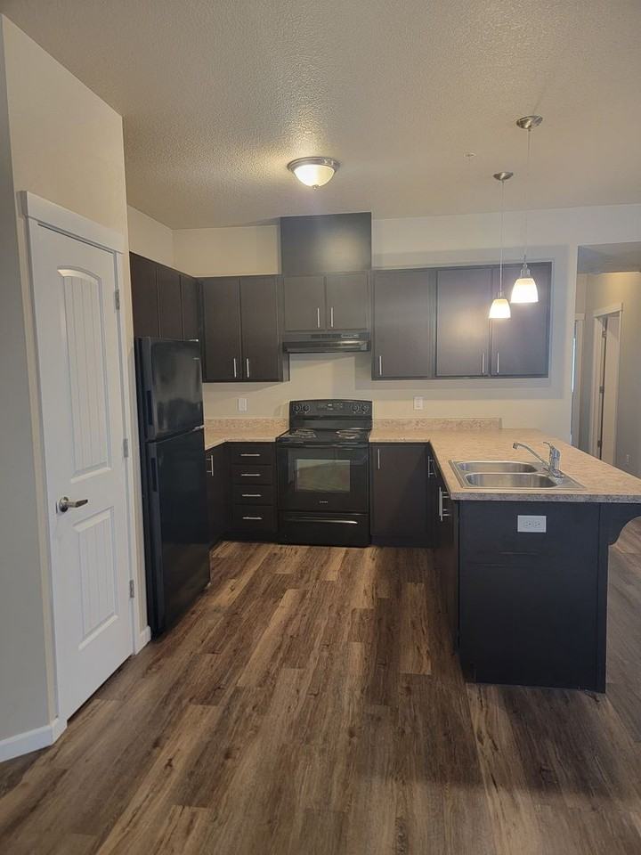 May's Landing Apartments - Photo 5 of 24
