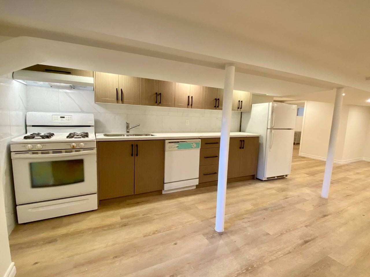 38 Humberside Ave #BS - Photo 2 of 20