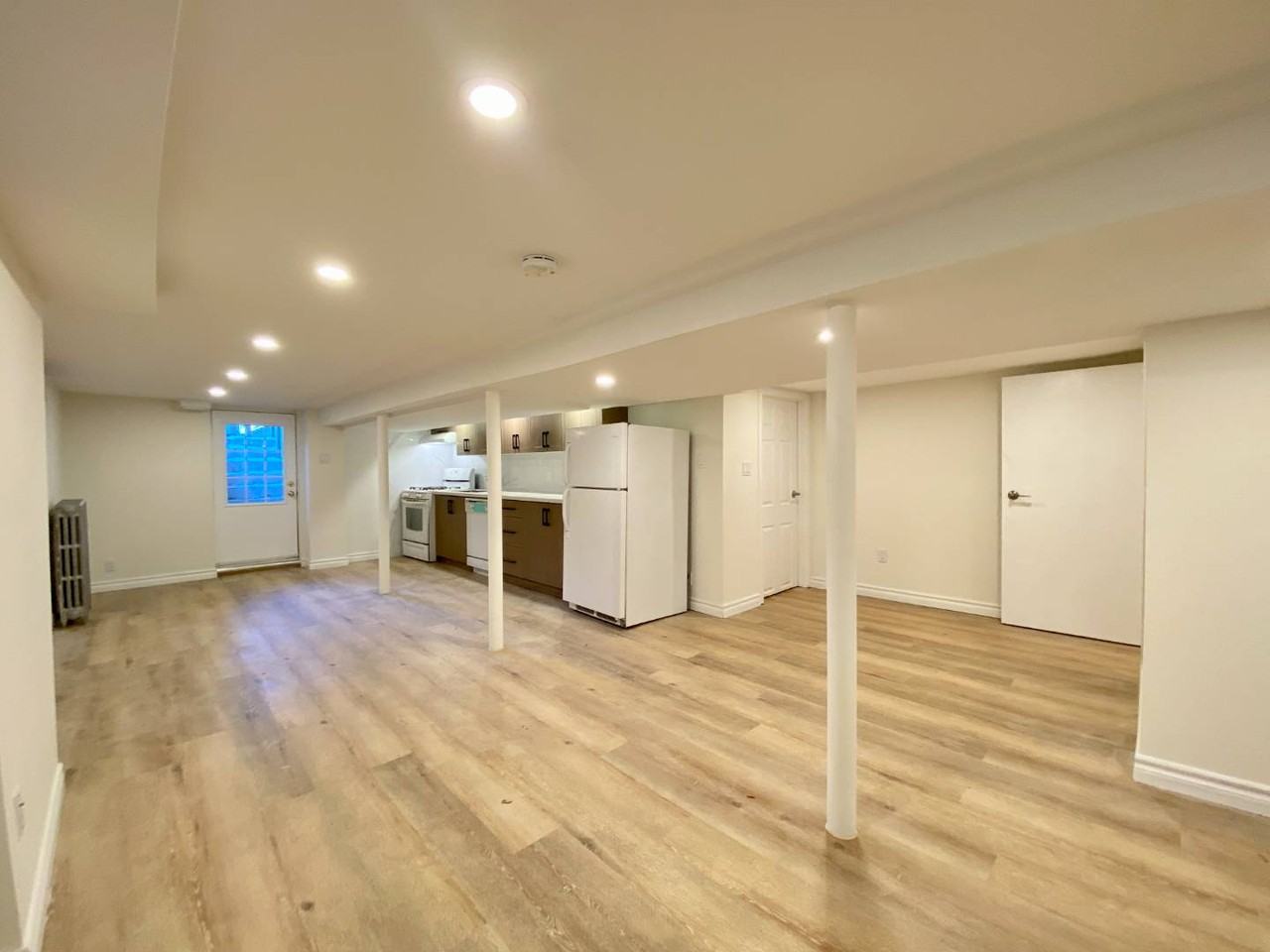 38 Humberside Ave #BS - Photo 7 of 20