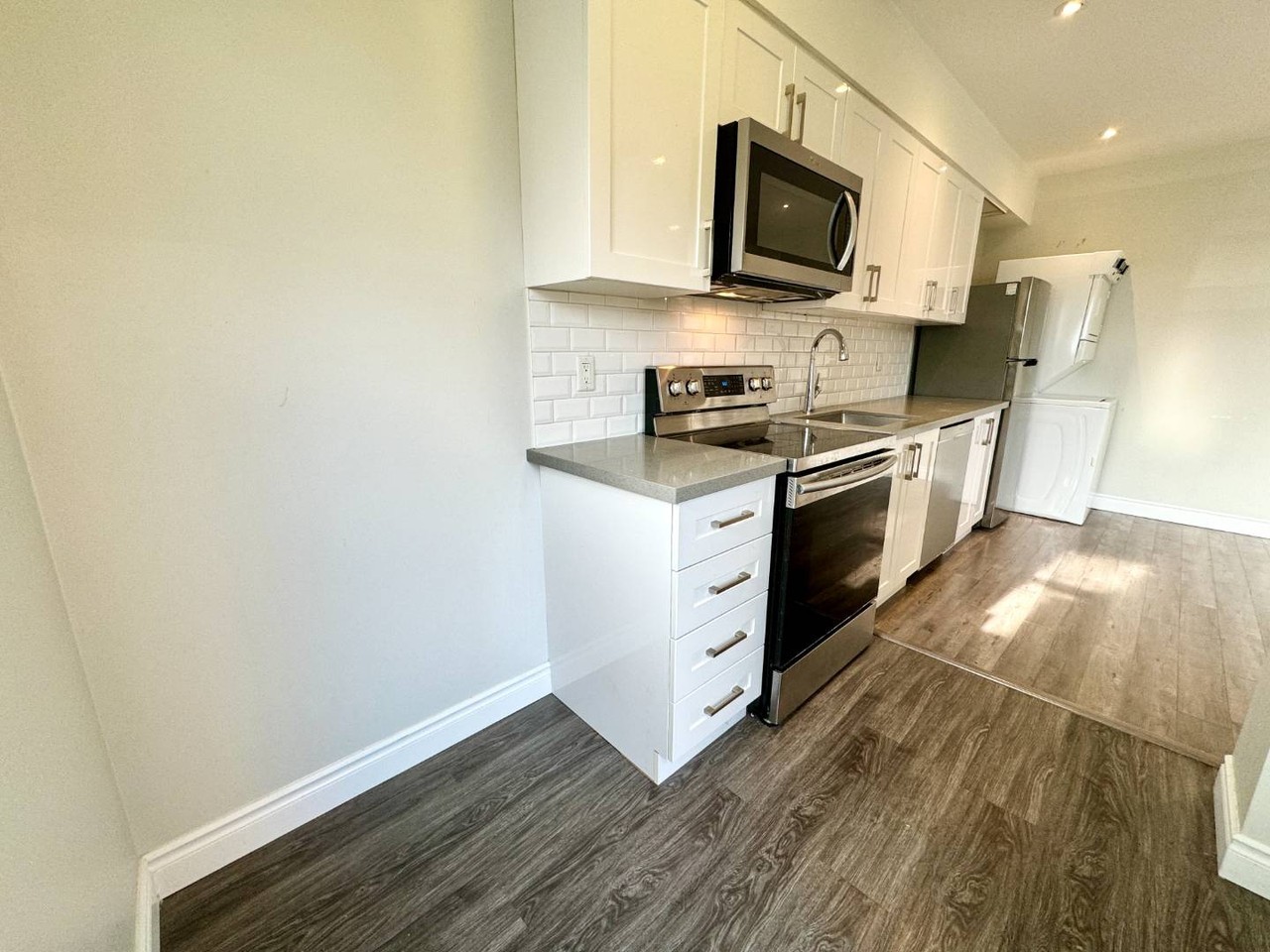 48 Dewhurst Blvd - Photo 6 of 21