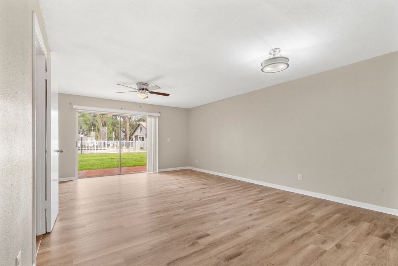 5172 Sunridge Palms Dr - Photo 6 of 33