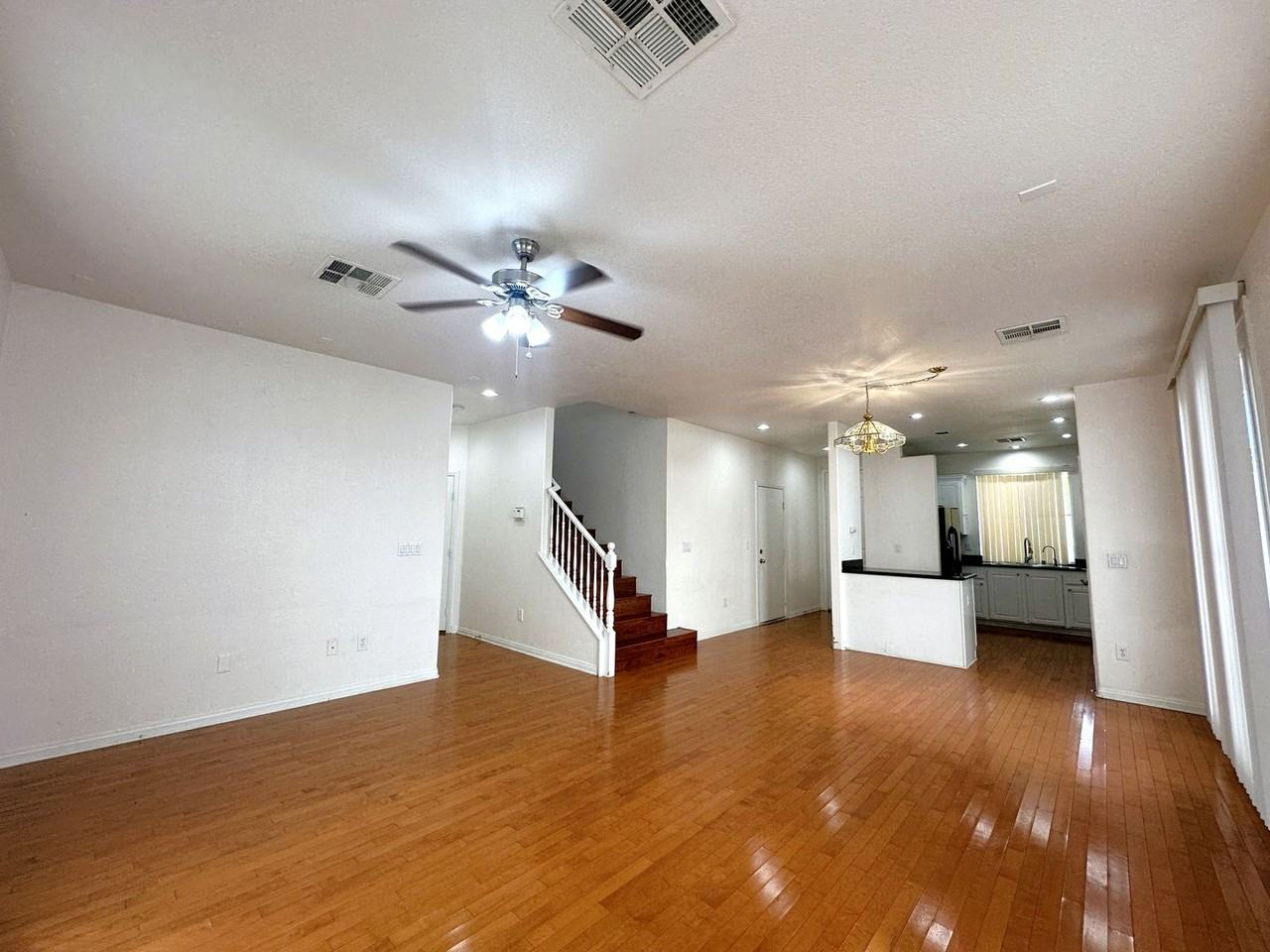 6262 Tillman Crest Ave - Photo 3 of 42