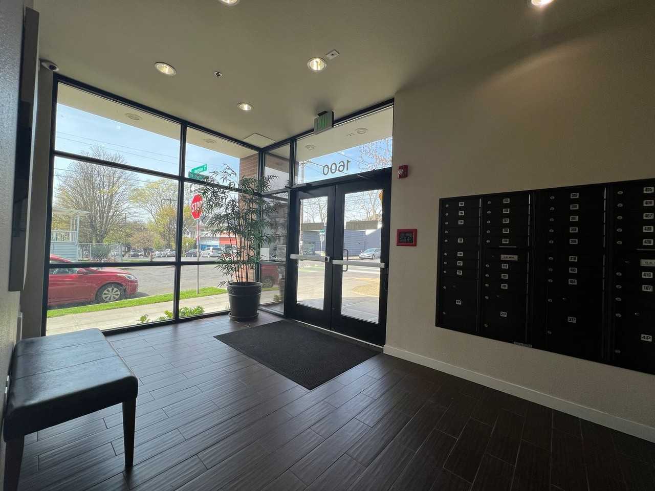 MORRISON 16 APARTMENTS (MOR16) - Photo 2 of 25