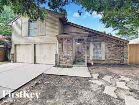504 Mockingbird Dr - Photo 1 of 1