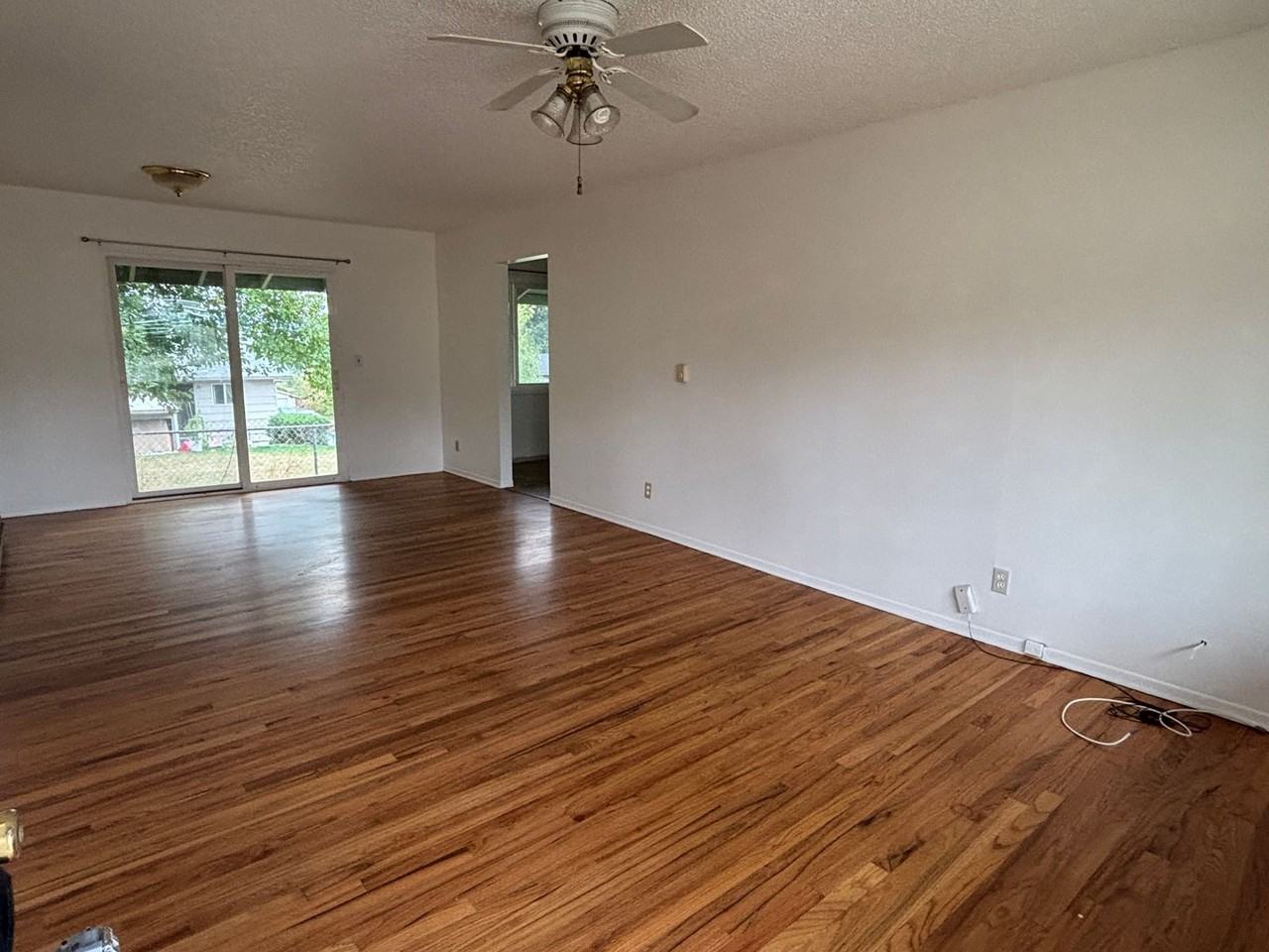 802 North 20th Avenue - Photo 2 of 14