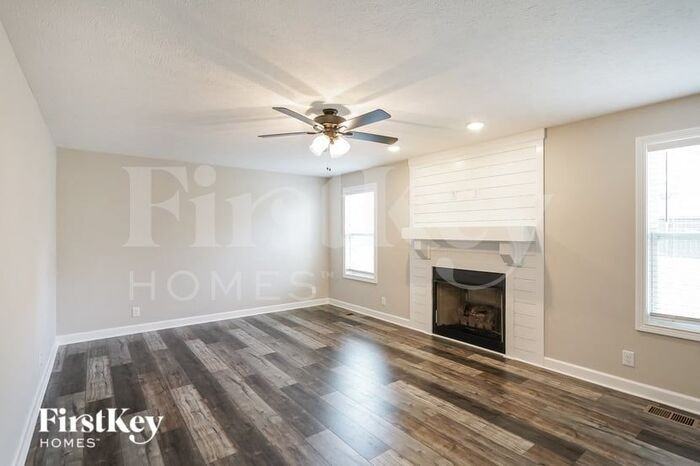 1137 Christian James Dr - Photo 2 of 15