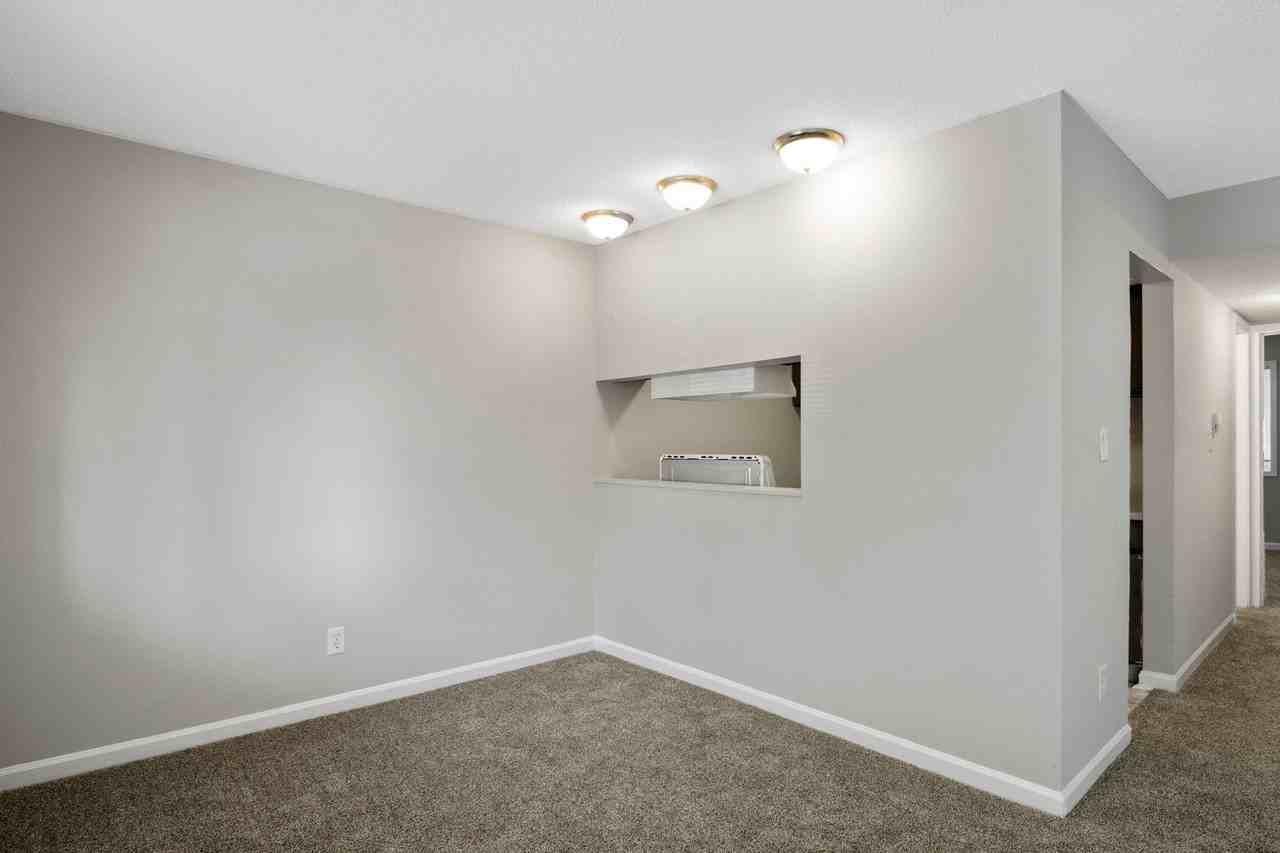 The Vineyards Apartment Homes - Photo 4 of 11