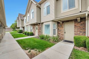 116 S Tamarak Cir - Photo 1 of 1
