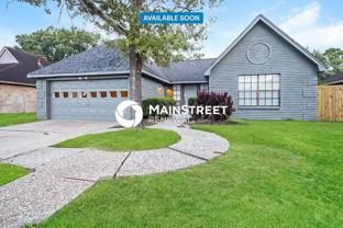 2627 S Brompton Dr - Photo 1 of 1