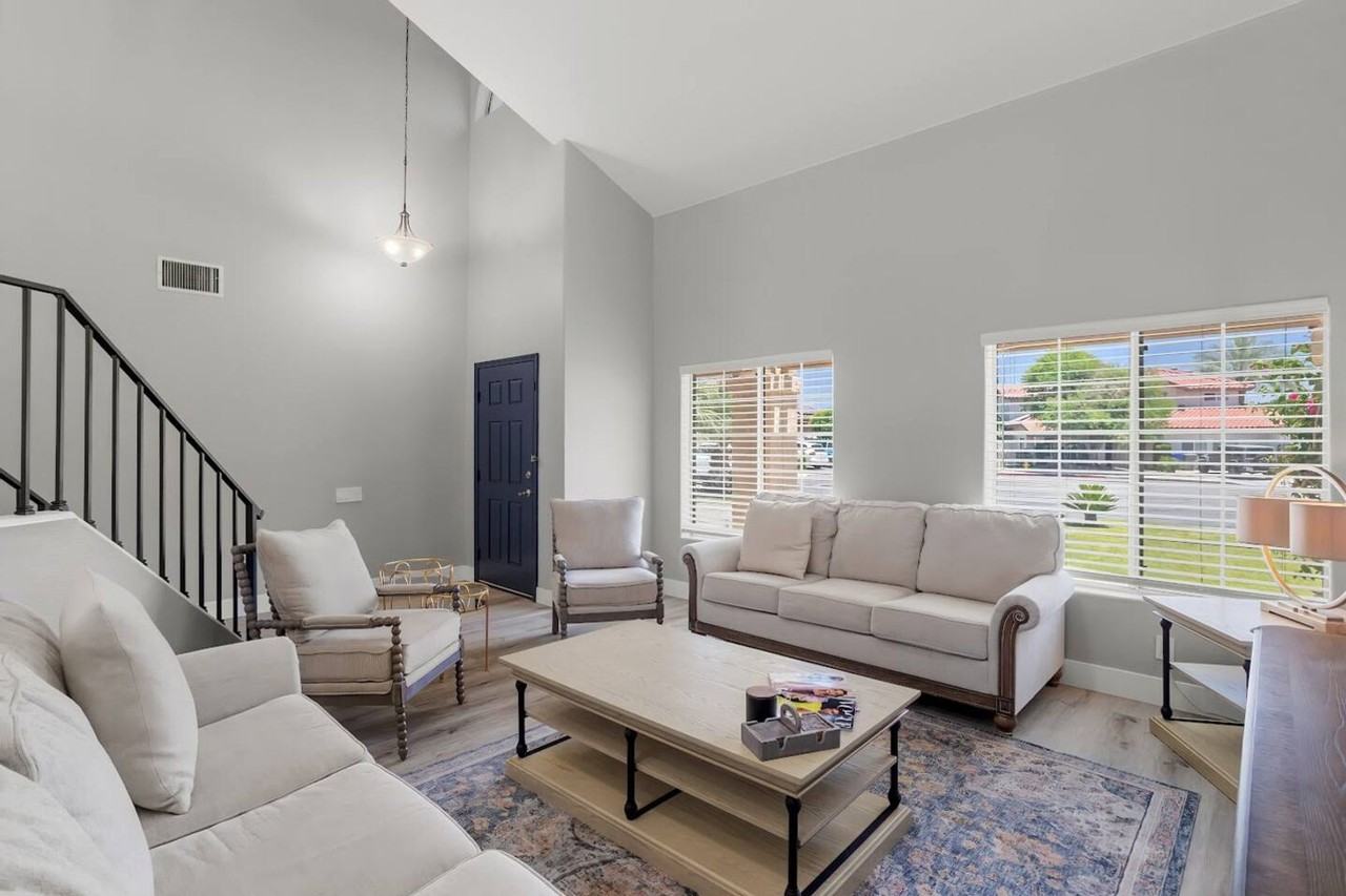 40605 Ventana Ct - Photo 2 of 17