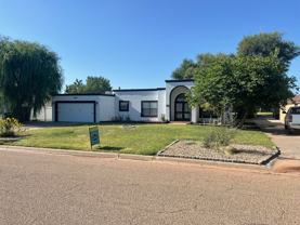 321 Diamondhead Dr - Photo 1 of 1