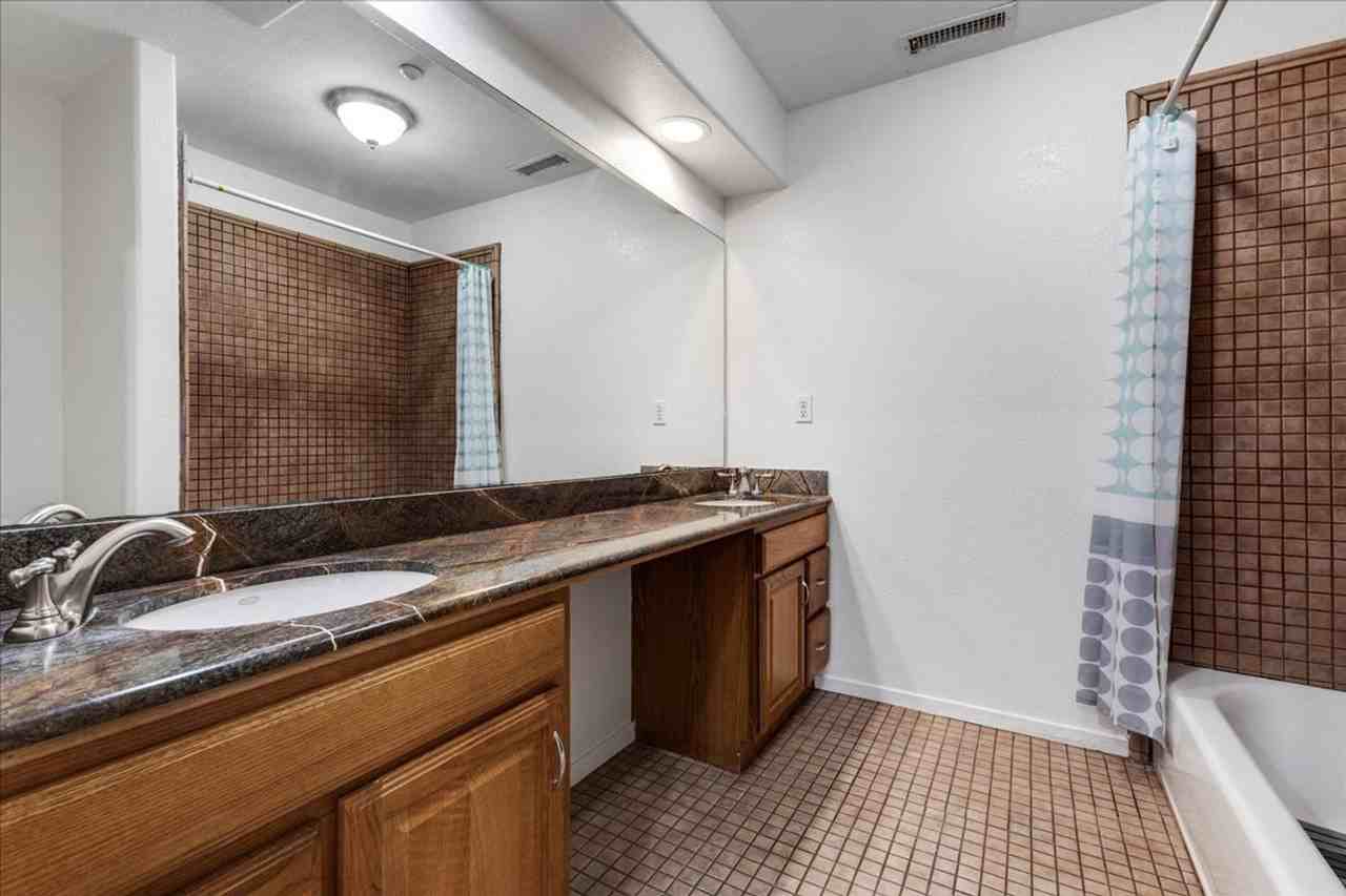 3136 Lake Dr - Photo 5 of 24