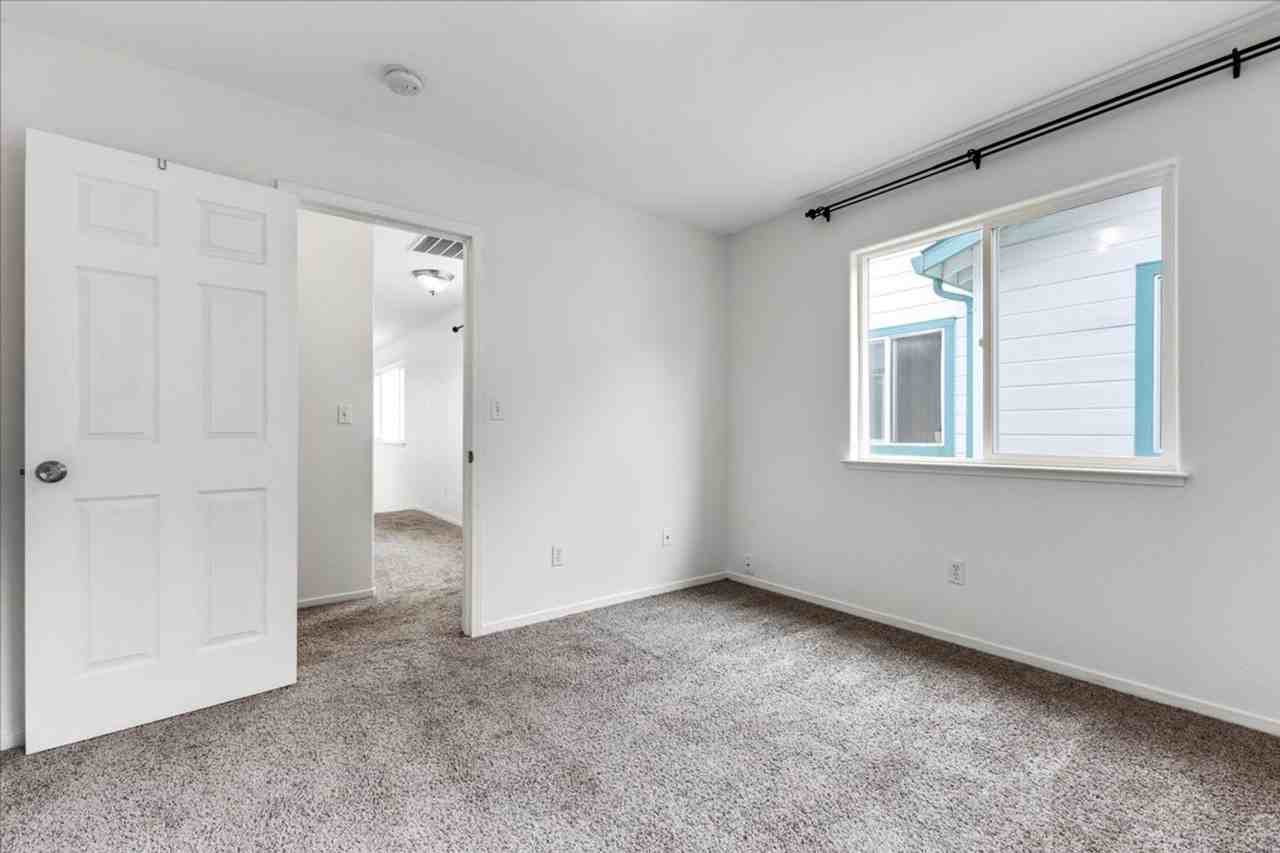 3136 Lake Dr - Photo 7 of 24