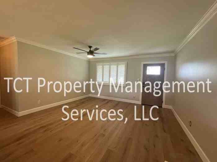 8523 E Mackenzie Dr - Photo 2 of 11