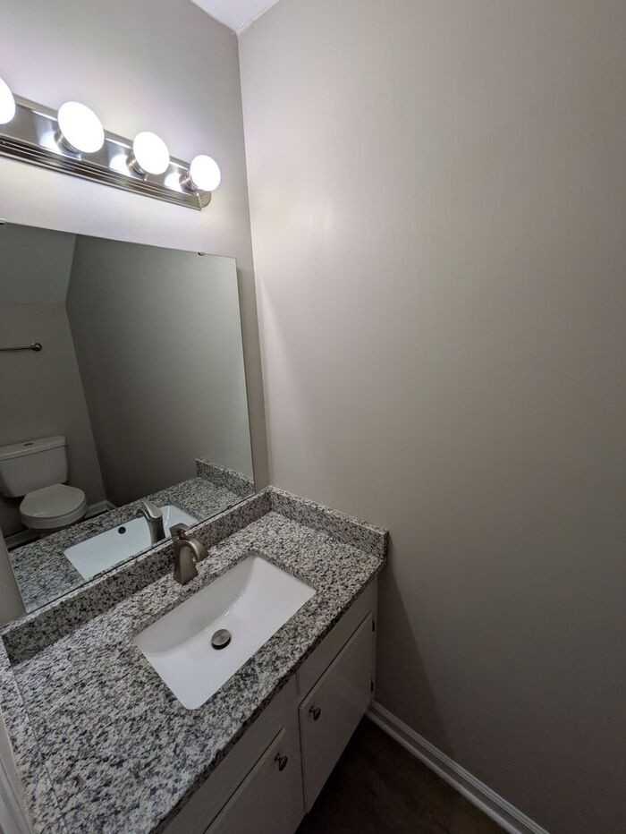 175 18th St Nw - Photo 3 of 10