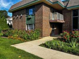 featured image of 444 S Spring Rd