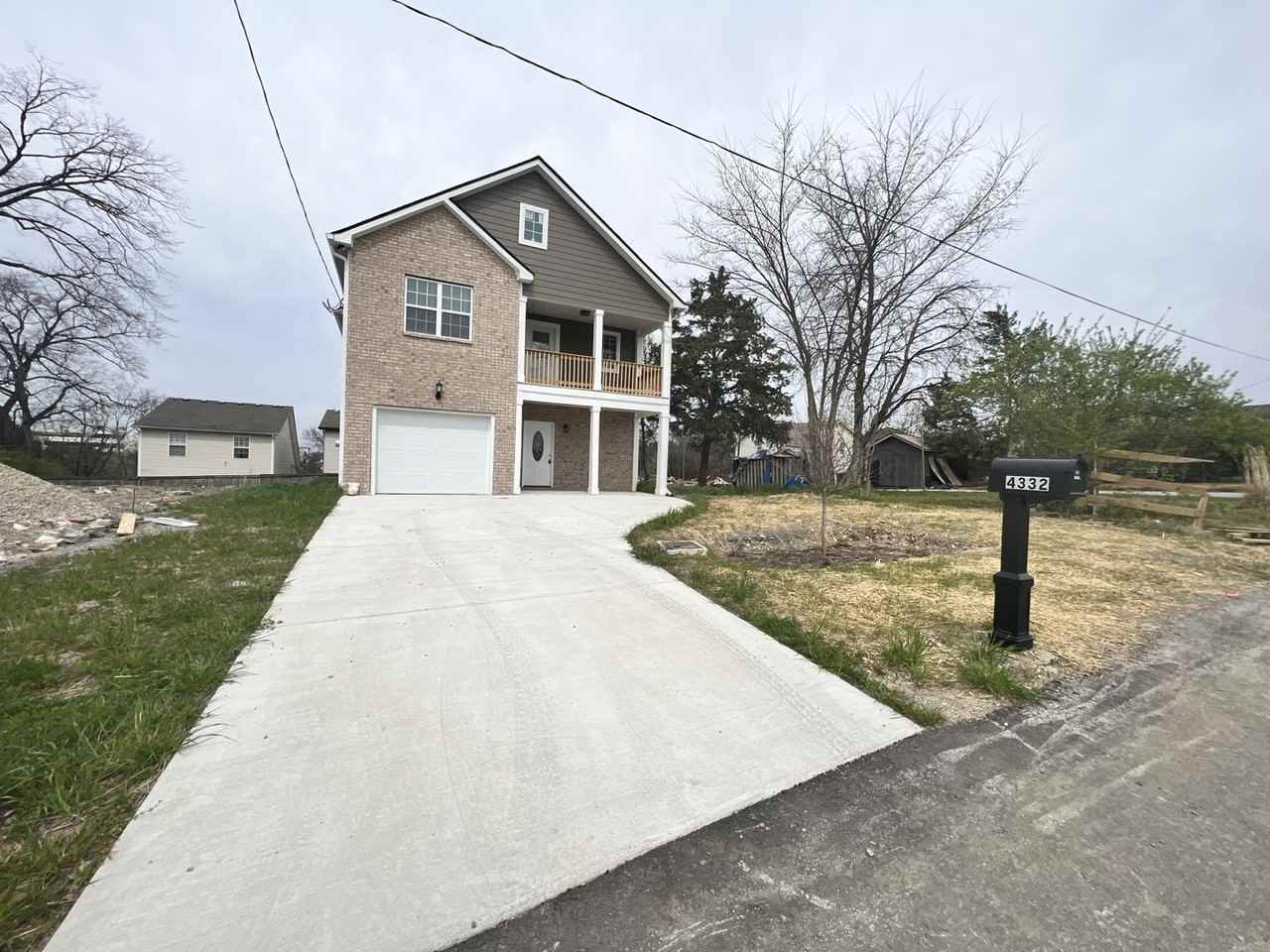 4332 Old Goins Rd - Photo 2 of 37