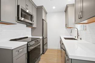 117 Strand St 1 block to the beach and Main St in Santa Monica! - Photo 1 of 1