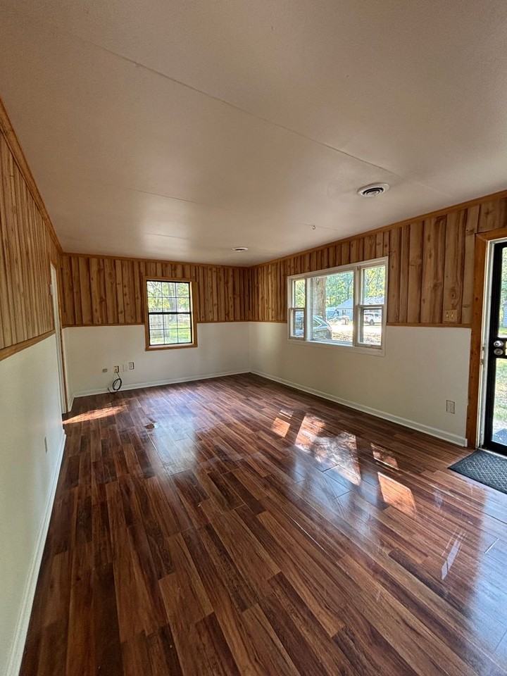 7858 Nimitz Road - Photo 4 of 13