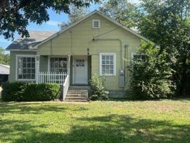 3920 Beverly Dr - Photo 1 of 1