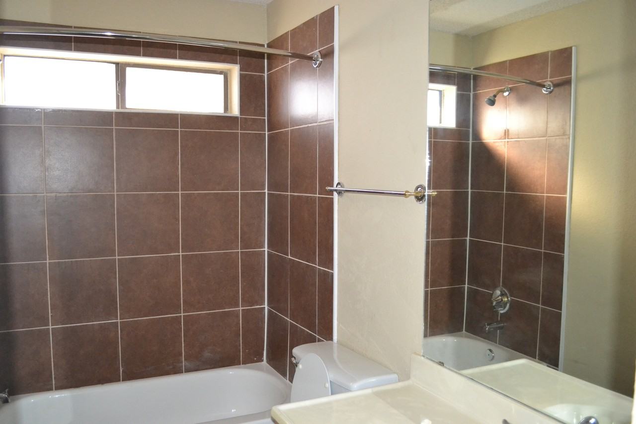 5917 Beckett Dr - Photo 6 of 16