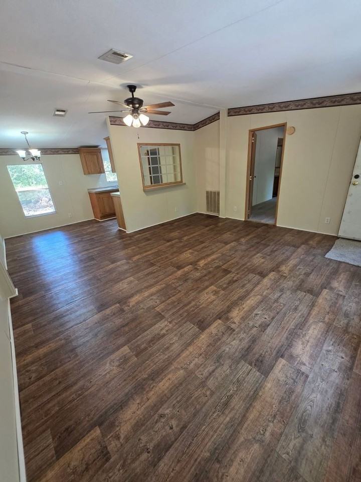 6010 Robin Rd - Photo 2 of 9
