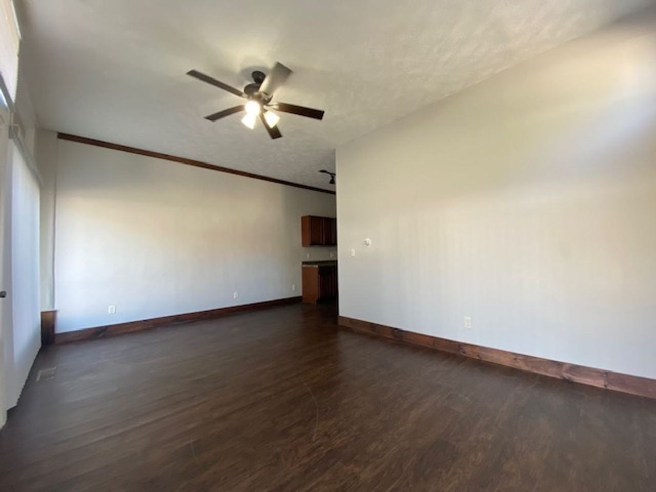 233 Bellevue Ave - Photo 2 of 17