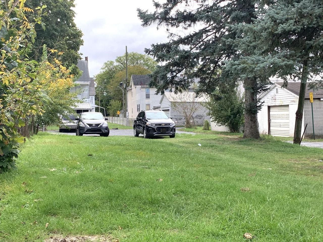 244 East Mckinley Street - Photo 4 of 11